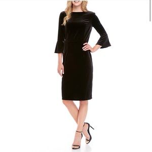 GORGEOUS 🎁 black velvet cocktail dress NWT!